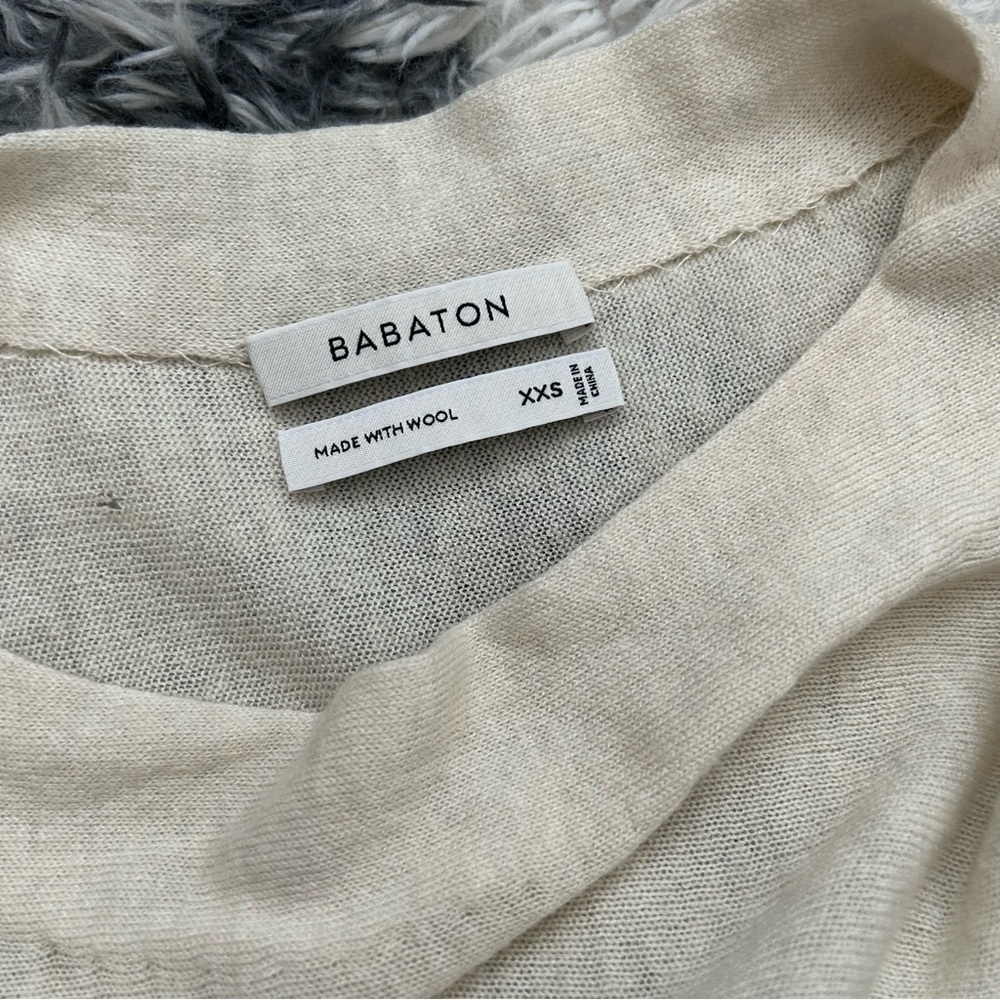 Babaton Ligjtweight Wool Sweater - Picture 4 of 6